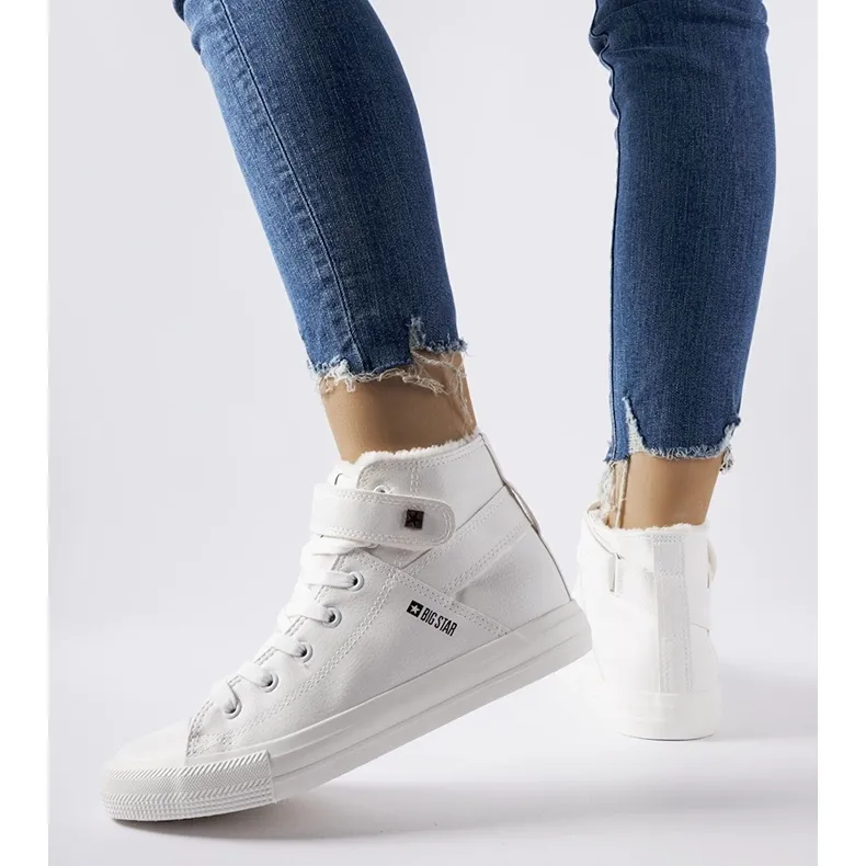 Baskets isolées blanches Big Star V274541F