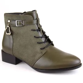 Boots femme talon plat isolées vert Potocki SZ12260