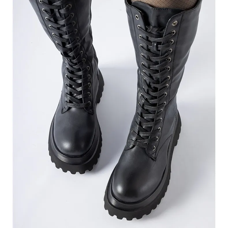 Bottes noires hautement isolées par Upton le noir