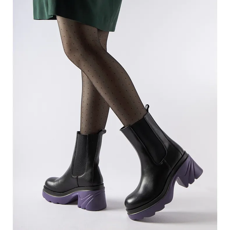 Bottines isolées noires à talon haut violet Tirano le noir