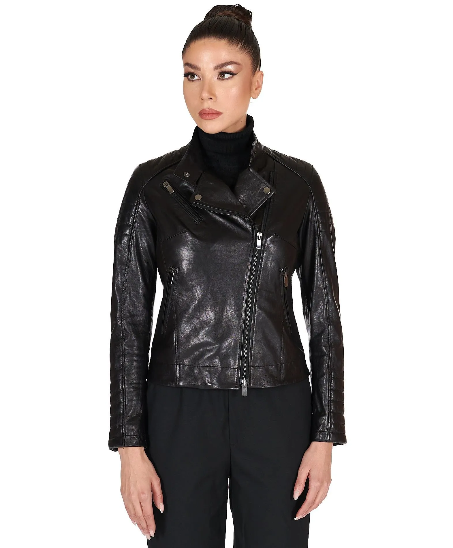 Veste en cuir femme noir matelassée motard blouson